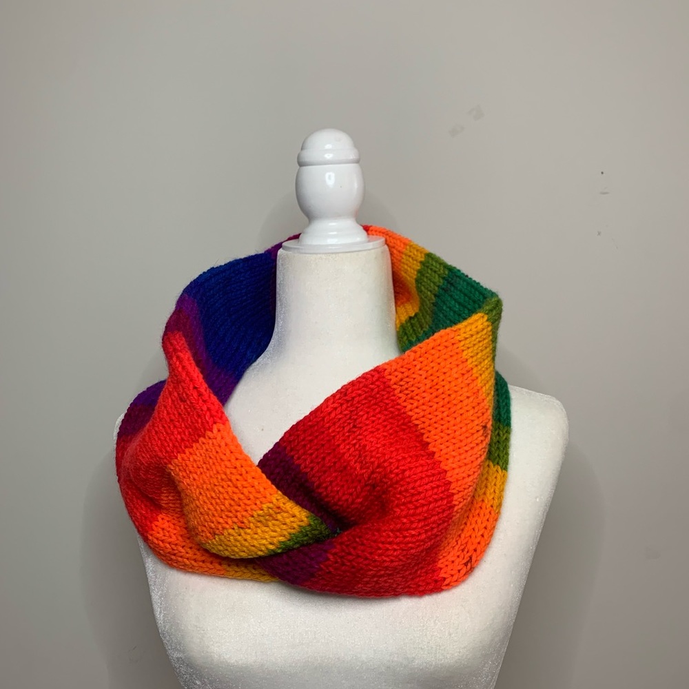 Knitted Handmade Infinity Scarf Twist Front | Color: Rainbow